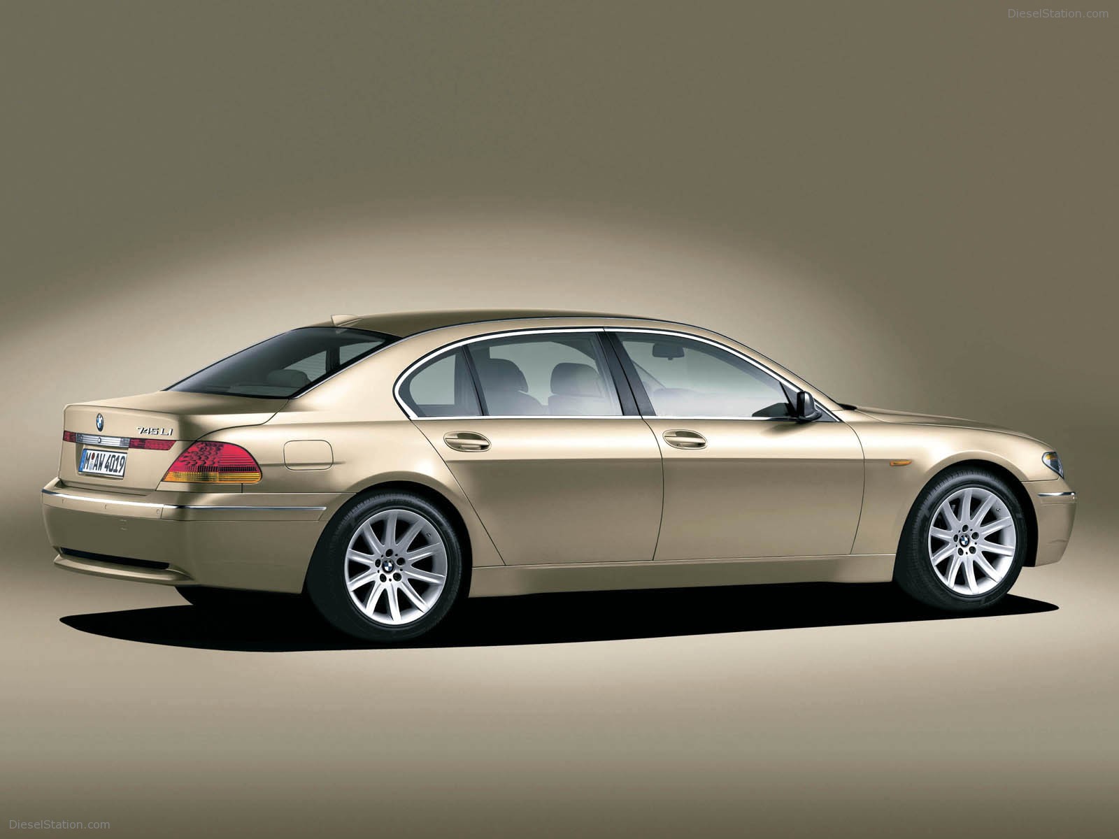 BMW 7 Series (2002)